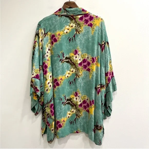 Floreat Loved By Anthropologie Women's Floral Rayon Kimono
Jacket Green Size M/L - Picture 4 of 11